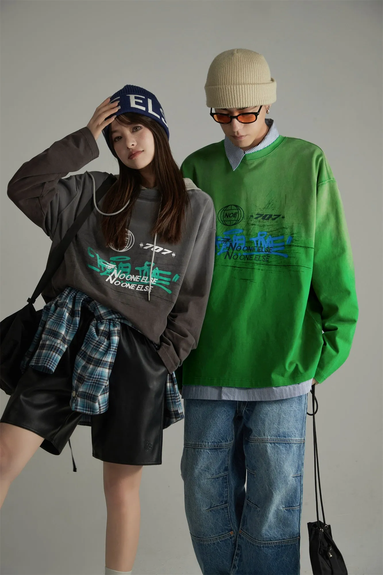 707 Graffiti Loose Fit Long-Sleeves Top