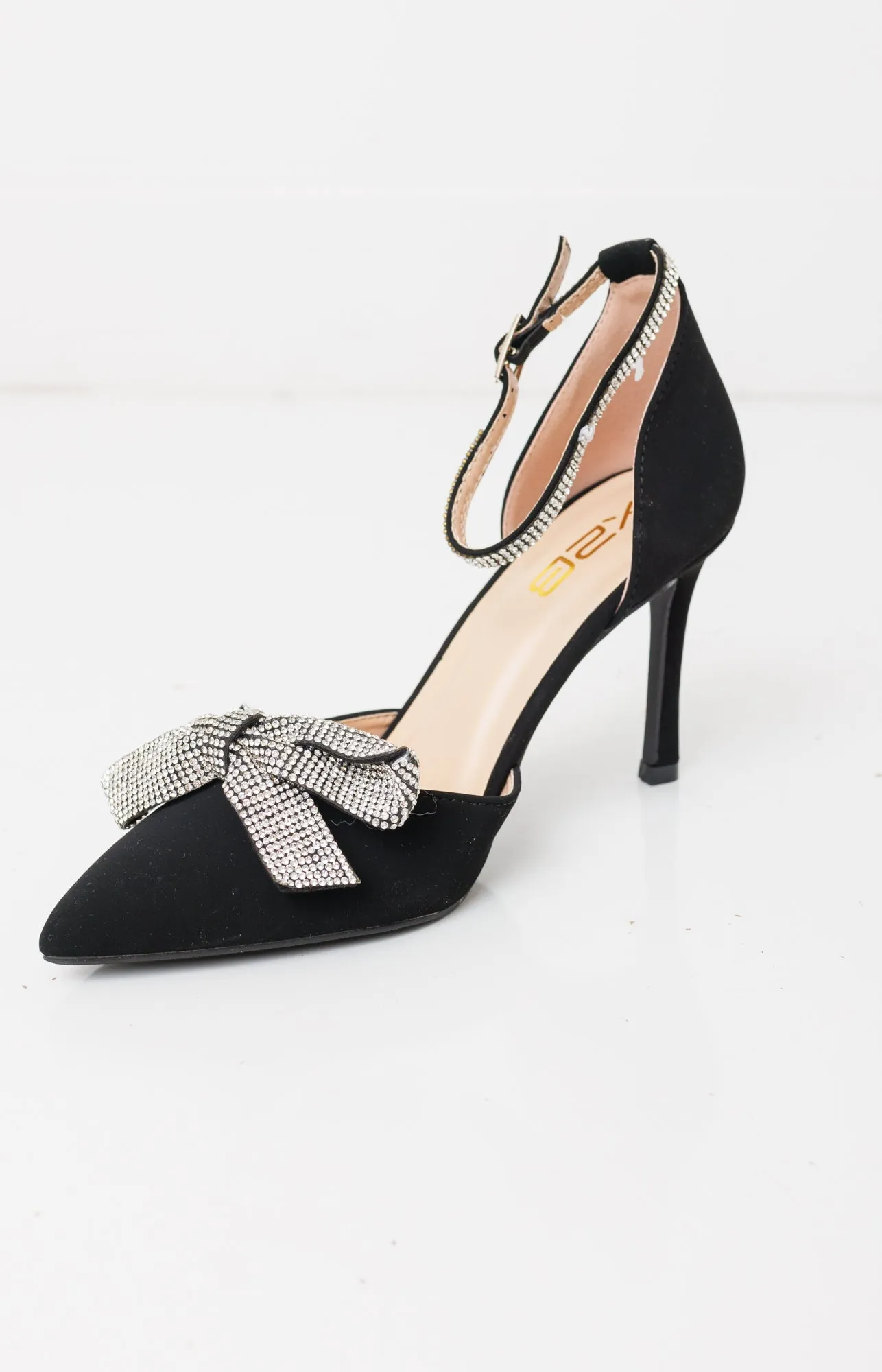 Belen Heel, BLACK