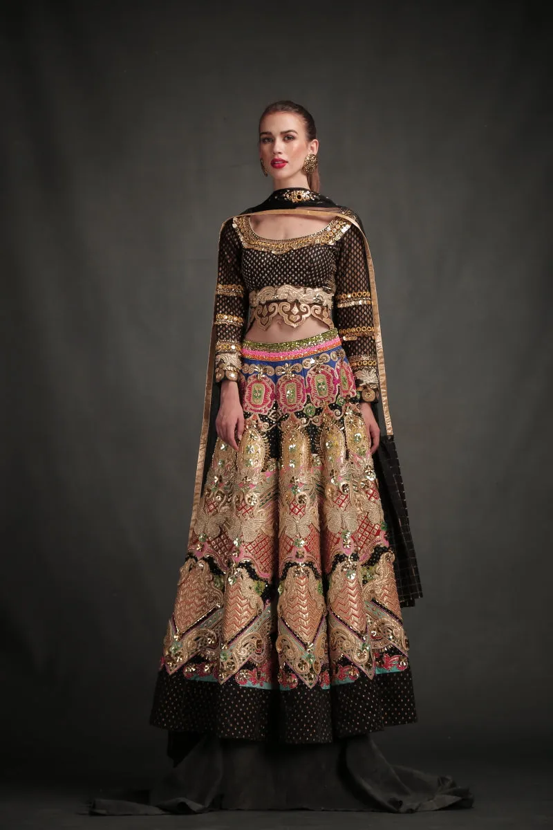 BLACK EMBROIDERED LEHENGA SET