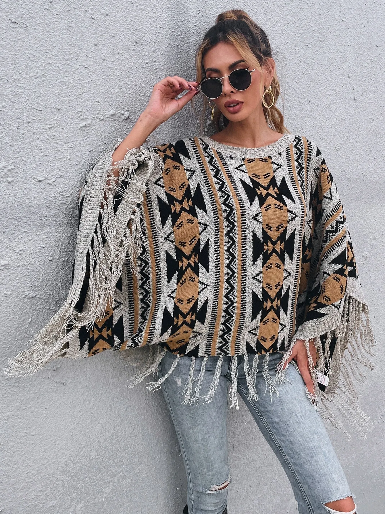 Casual Geometric Fringe Long Sleeve Round Neck Regular Women Sweater