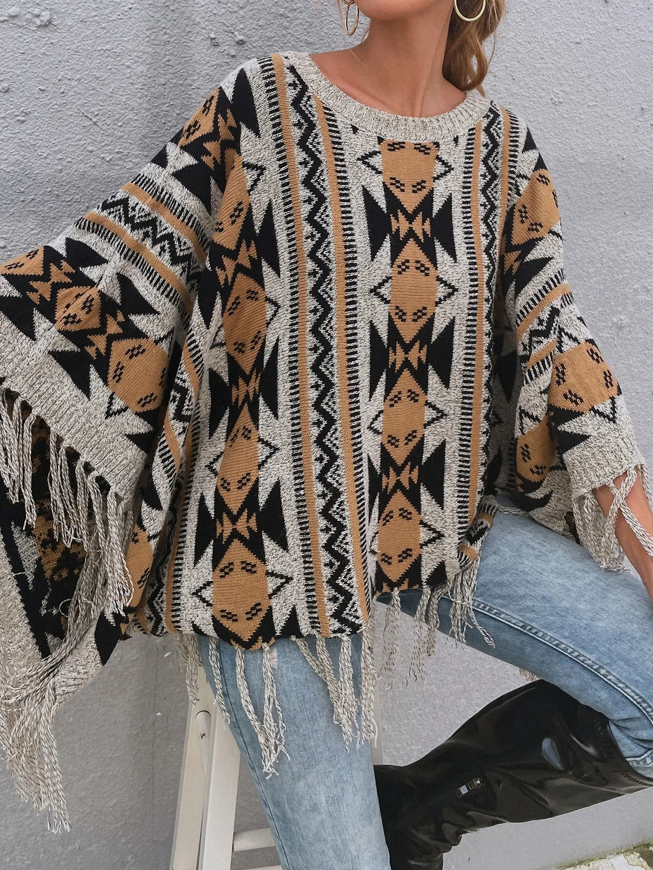 Casual Geometric Fringe Long Sleeve Round Neck Regular Women Sweater