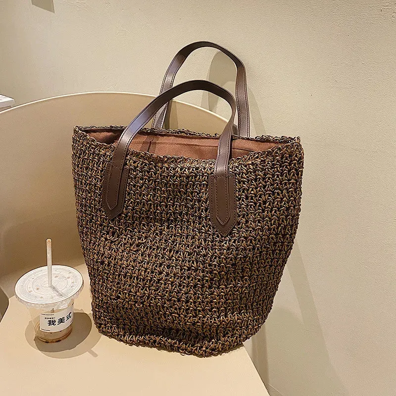 Essentials Natural Straw Tote with Zipper for Beach Outings