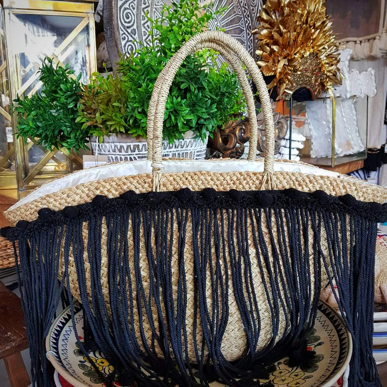 Large Natural Straw Grass Tote Bags With Pompoms & Long Fringe