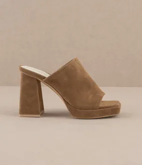 The Vivienne Brown | Slip On Platform heel