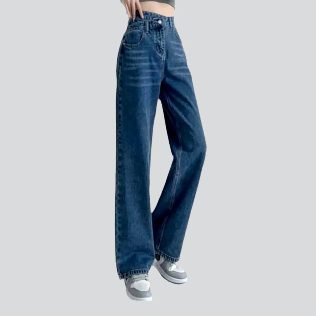 Wide-leg women's stonewashed jeans